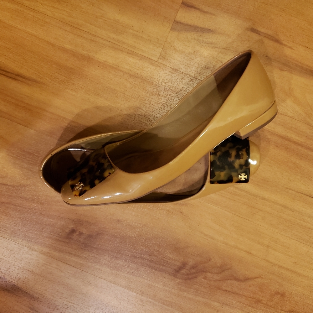 Brown Tory Burch Flats 9.5